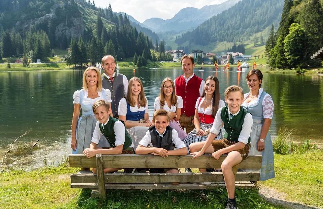 Hotel Sportwelt-1